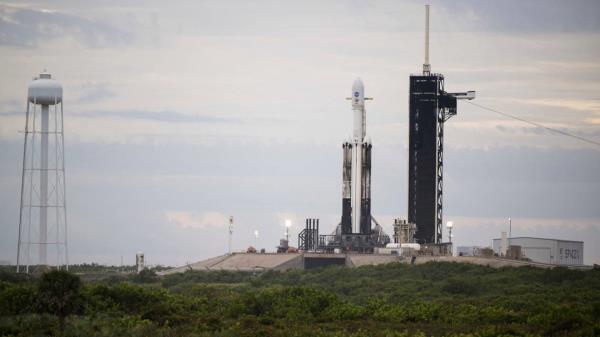 埃隆·马斯克的SpaceX公司准备帮助美国宇航局实现一个巨大的里程碑